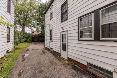 3638 Lynnfield Road, Huber Heights, OH 44122 - Photo 32