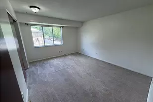 648 Loomis Ave, Cuyahoga Falls, OH 44221 - Photo 8