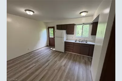 648 Loomis Avenue #658, Cuyahoga Falls, OH 44221 - Photo 4