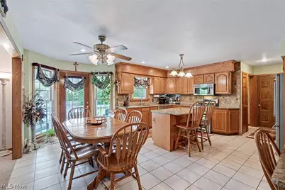 5901 Sharon Drive, Youngstown, OH 44512 - Photo 16
