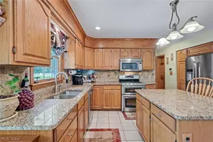 5901 Sharon Dr, Youngstown, OH 44512 - Photo 18