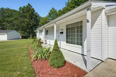 6326 Strathallan Drive, Huber Heights, OH 44146 - Photo 4