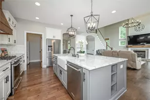 2473 Westwood Cir, Hudson, OH 44236 - Photo 10