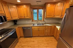 9201 N Shore Dr NE, Mineral City, OH 44656 - Photo 12