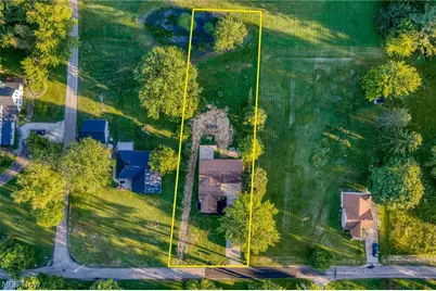 2000 Stake Drive, Green, OH 44232 - Photo 4