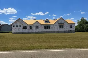 531 Gentlebrook Blvd SW, Hartville, OH 44632 - Photo 2