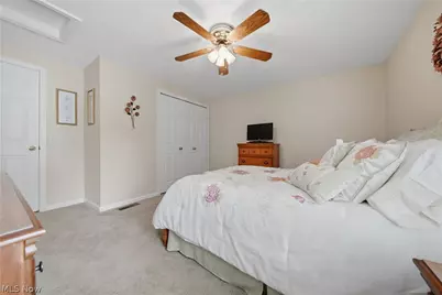 1652 Southpointe Circle NE, Canton, OH 44714 - Photo 30