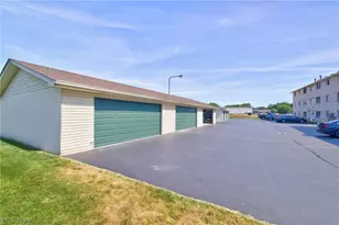 7356 Eisenhower Dr, Boardman, OH 44512 - Photo 38