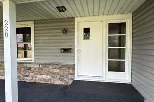 220 Grant St, Dover, OH 44622 - Photo 2