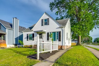 5007 Russell Avenue, Parma, OH 44134 - Photo 2