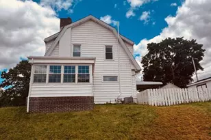 407 Korman Ave NE, Massillon, OH 44646 - Photo 2