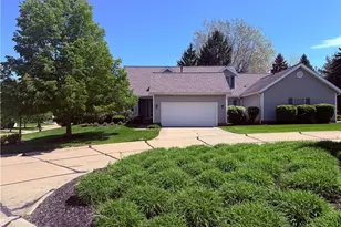 201 Steeple Chase Dr, Willoughby Hills, OH 44092 - Photo 2