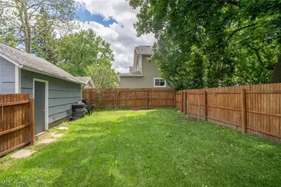 2116 Newton Street, Akron, OH 44305 - Photo 26