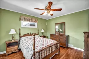 30892 Harrison Rd, Wickliffe, OH 44092 - Photo 22