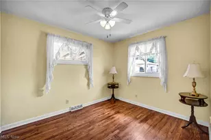 30892 Harrison Rd, Wickliffe, OH 44092 - Photo 24