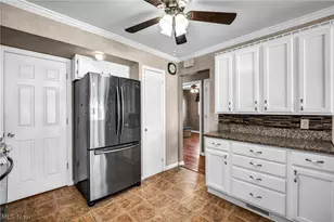 30892 Harrison Rd, Wickliffe, OH 44092 - Photo 14