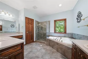 12065 Pheasant Ct, Chardon, OH 44024 - Photo 16