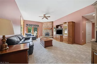 12065 Pheasant Court, Chardon, OH 44024 - Photo 6
