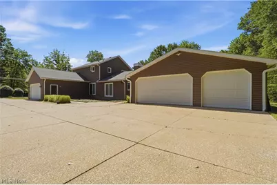 10490 Maryland Street, Aurora, OH 44202 - Photo 8