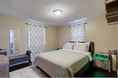 754 Hayden Avenue, Akron, OH 44320 - Photo 16