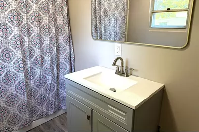 318 Joseph Avenue, Barberton, OH 44203 - Photo 14