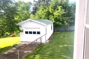 103 Taylor Ln, St Clairsville, OH 43950 - Photo 2