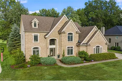 583 Legends Row, Avon Lake, OH 44012 - Photo 1