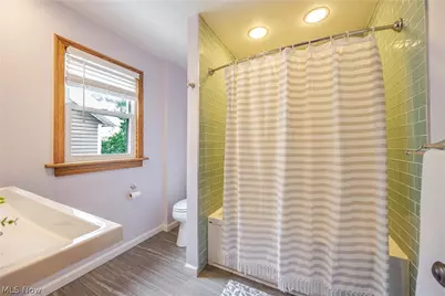 2529 Whitelaw Street, Cuyahoga Falls, OH 44221 - Photo 24