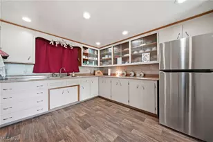 14 N Cross St, Columbiana, OH 44408 - Photo 8