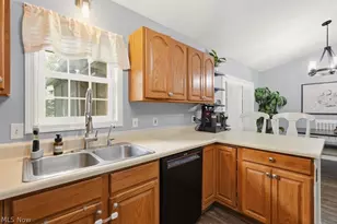 3166 Vermont St NW, North Canton, OH 44720 - Photo 16