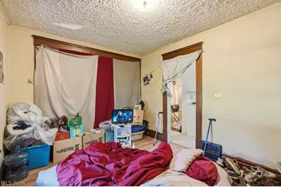 222 W Miller Avenue, Akron, OH 44301 - Photo 6