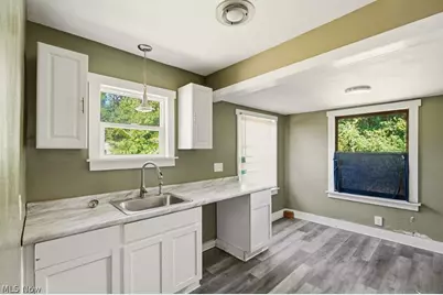 1313 Manchester Road, Akron, OH 44307 - Photo 10