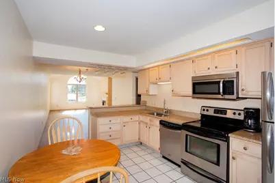 695 E Western Reserve Road, Poland, OH 44514 - Photo 12