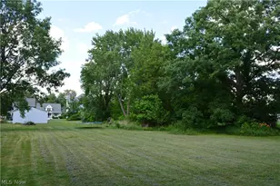 166 E Main St, New London, OH 44851 - Photo 32