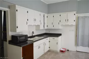166 E Main St, New London, OH 44851 - Photo 10