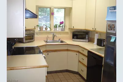 7342 Hopkins Road, Mentor, OH 44060 - Photo 6