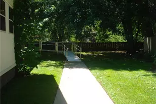 7342 Hopkins Rd, Mentor, OH 44060 - Photo 16