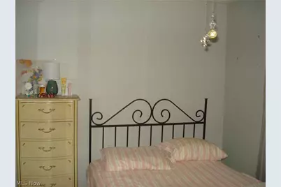 7342 Hopkins Road, Mentor, OH 44060 - Photo 32