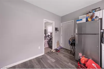 3469 W 45th Street, Loveland, OH 44102 - Photo 6