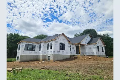 5272 Birkdale Street NW, Canton, OH 44708 - Photo 2