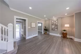 1614 Robinwood Ave, Oakwood, OH 44107 - Photo 2