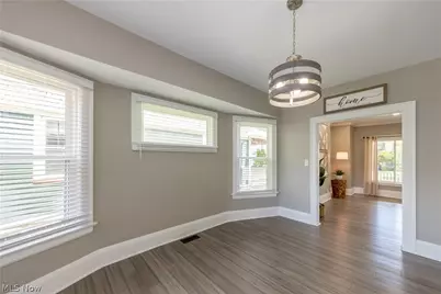 1614 Robinwood Avenue, Oakwood, OH 44107 - Photo 8