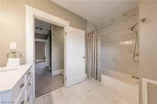 1614 Robinwood Ave, Oakwood, OH 44107 - Photo 28