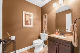 2924 Robert Gary Ct, Medina, OH 44256 - Photo 32