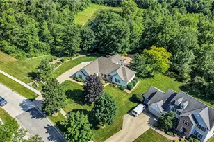 2924 Robert Gary Ct, Medina, OH 44256 - Photo 6