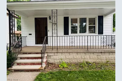 1040 W 18th Street, Lorain, OH 44052 - Photo 2