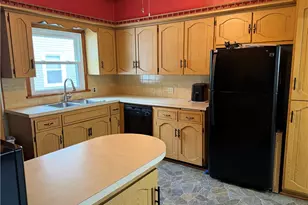 1040 W 18th St, Lorain, OH 44052 - Photo 16