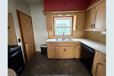 1040 W 18th Street, Lorain, OH 44052 - Photo 20