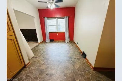 1040 W 18th Street, Lorain, OH 44052 - Photo 12