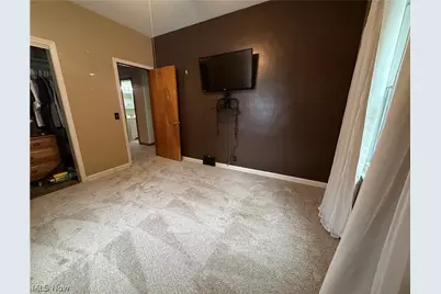 1040 W 18th Street, Lorain, OH 44052 - Photo 34